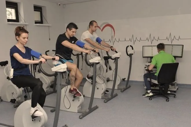 Ile trwa rehabilitacja kardiologiczna i jak wpływa na zdrowie serca?