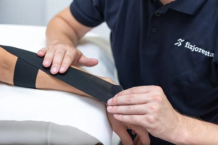 Jak długo trwa rehabilitacja po operacji cieśni nadgarstka? Przewodnik po procesie powrotu do zdrowia