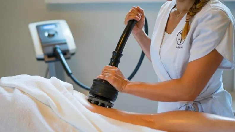 Jak skutecznie wykonać masaż odchudzający w domowym zaciszu?