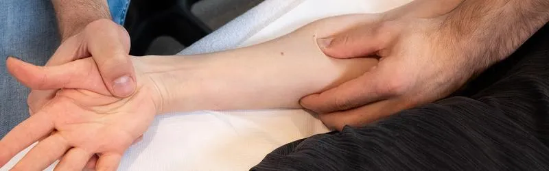 Ćwiczenia po operacji cieśni nadgarstka