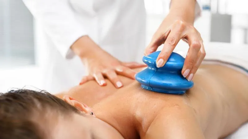 Przewodnik krok po kroku masaż bańką chińską